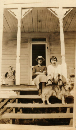 Carrie Stewart and white girl, possibly Inez Crawford